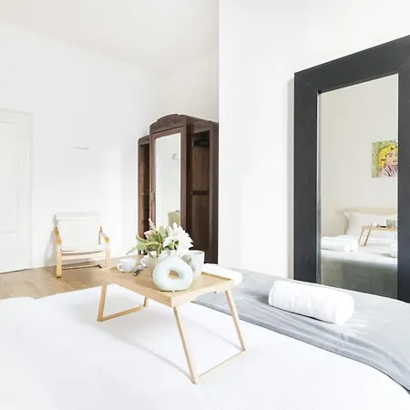Easylife - Pregiata Dimora In Porta Venezia Apartment