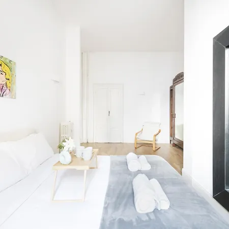 Apartment Easylife - Pregiata Dimora In Porta Venezia